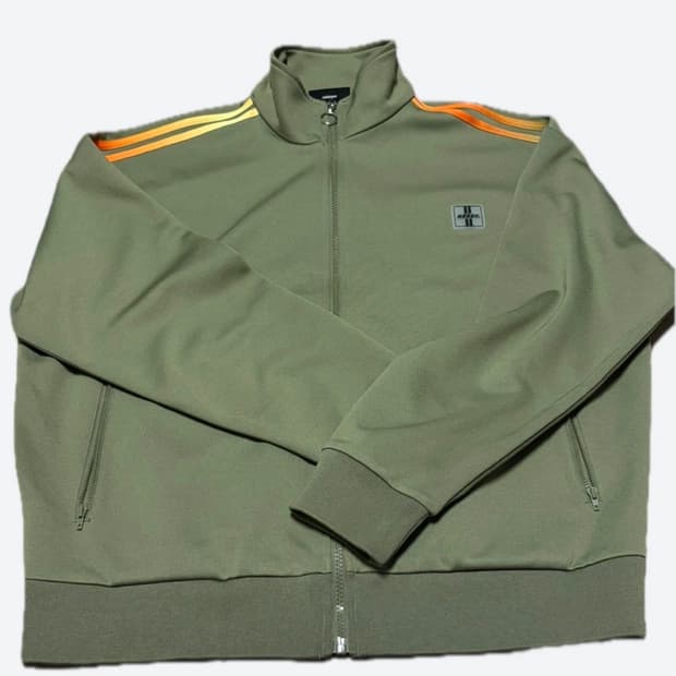 널디 트랙탑 카키 M