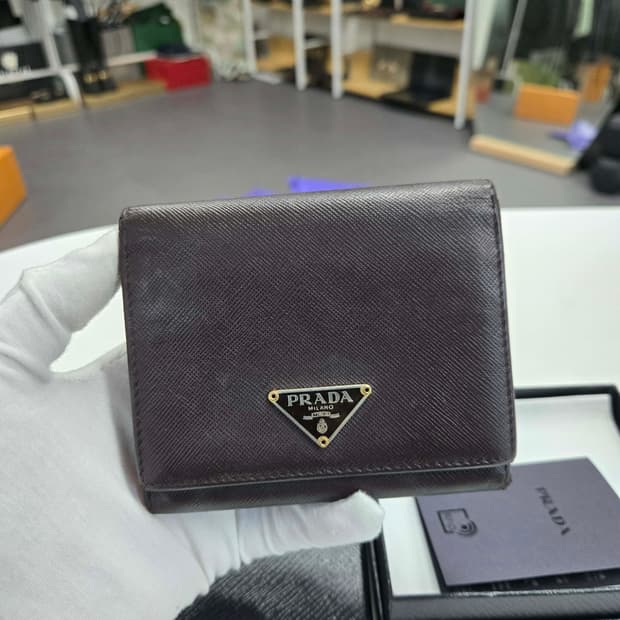 [A급컨디션] 프라다 사피아노 삼단 중지갑