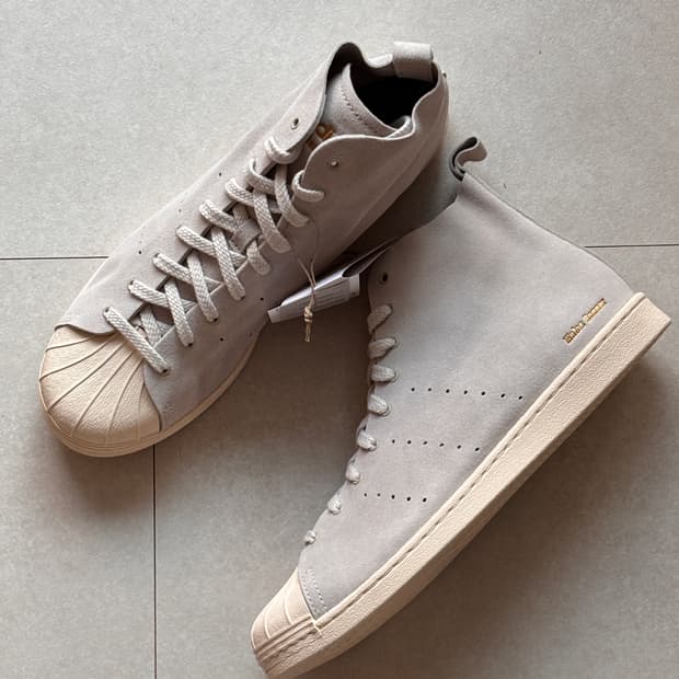 아디다스 x 웨일즈보너 슈퍼스타 하이 그레이