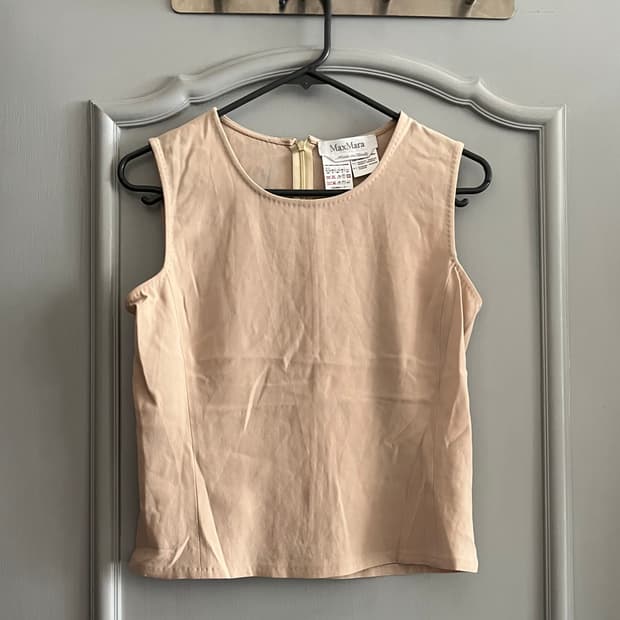 막스마라 민소매 나시 36사이즈