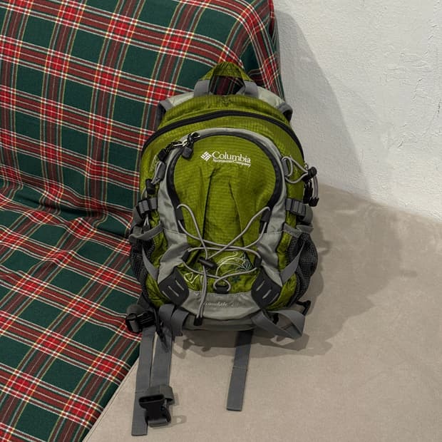 컬럼비아 미니 백팩 말차