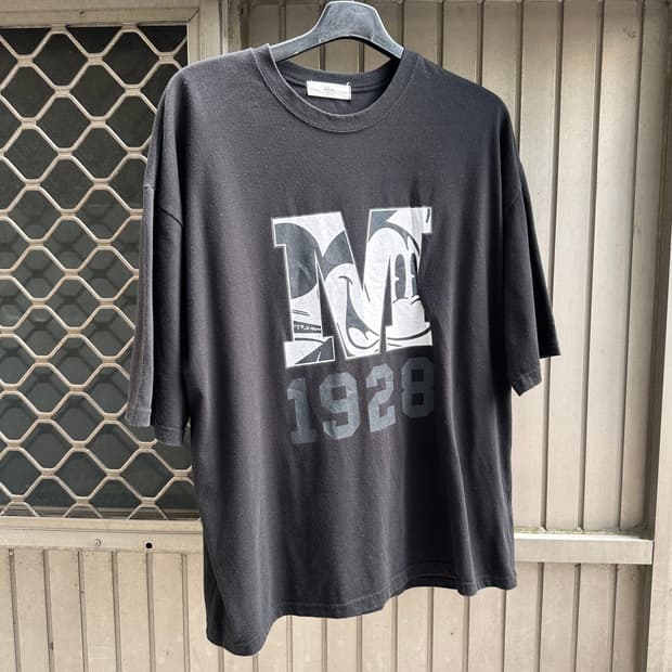 DISNEY Mickey Mouse tee