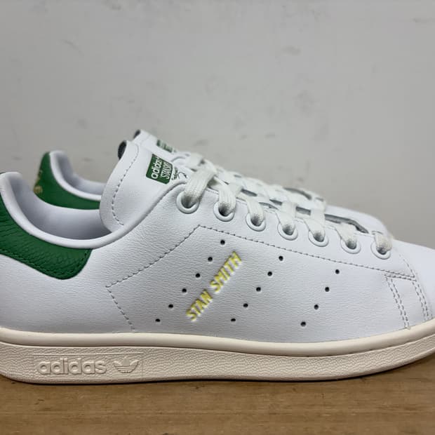 아디다스 스탠스미스 235