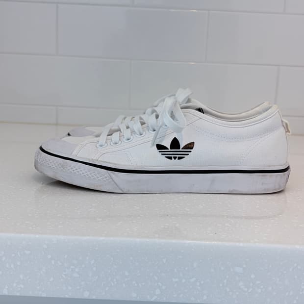 아디다스 니짜 흰색 스니커즈 260