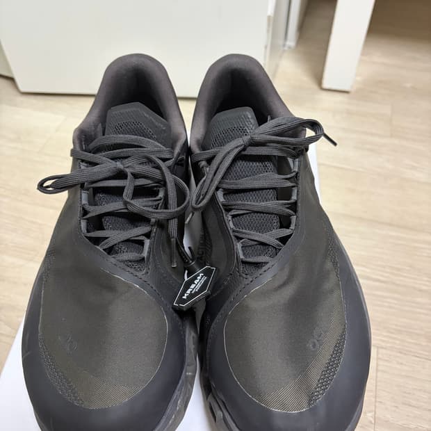 285)온러닝 파프 클라우드몬스터2 쏜 브라운