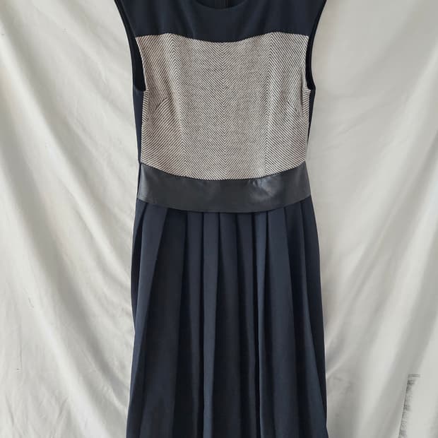 Costume National 여성 블랙 플리츠 원피스 40