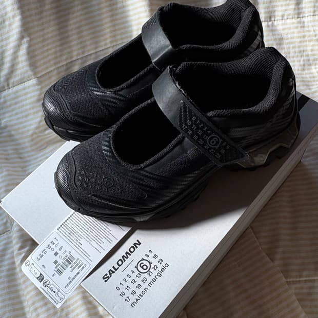 살로몬 x MM6 메종 마르지엘라 XT-메리 제인 블랙 235