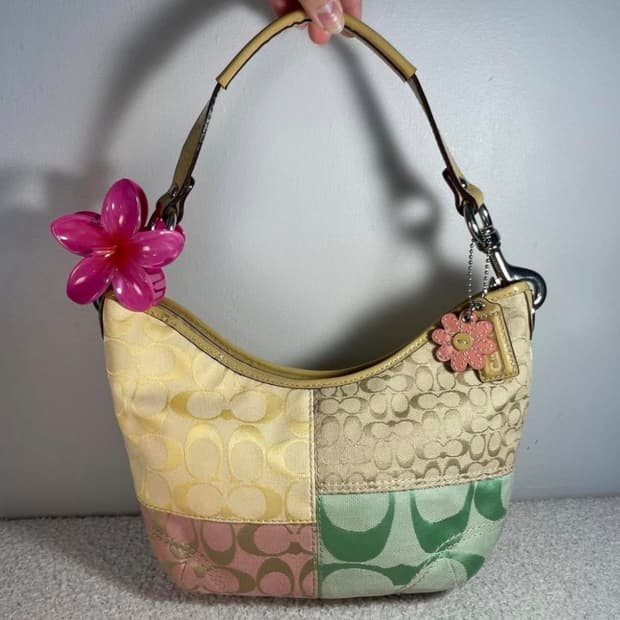 초초희귀 🌟 Patchwork shoulder bag