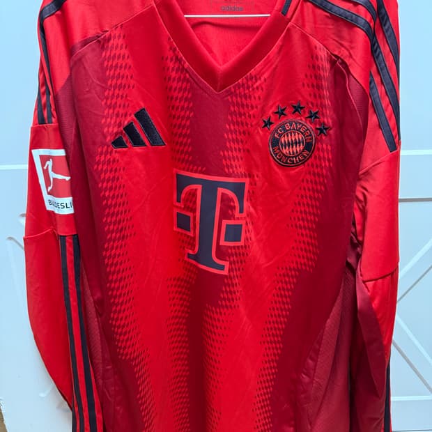 23-24 바이에른 뮌헨 무시알라 유니폼