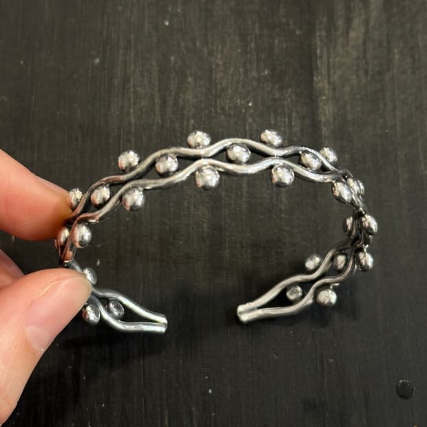 Ripple Dot 925Silver Bangle