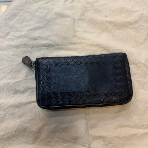 정품 보테카베네타 인트레치아토 지퍼 어라운드 장지갑 팝니다