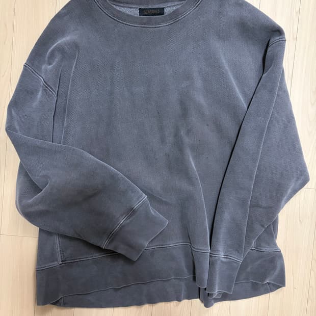 Yeezy 스웻셔츠