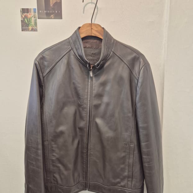 마에스트로  남성용 가죽 자켓  95
사이즈  실측  가슴단면 54  총