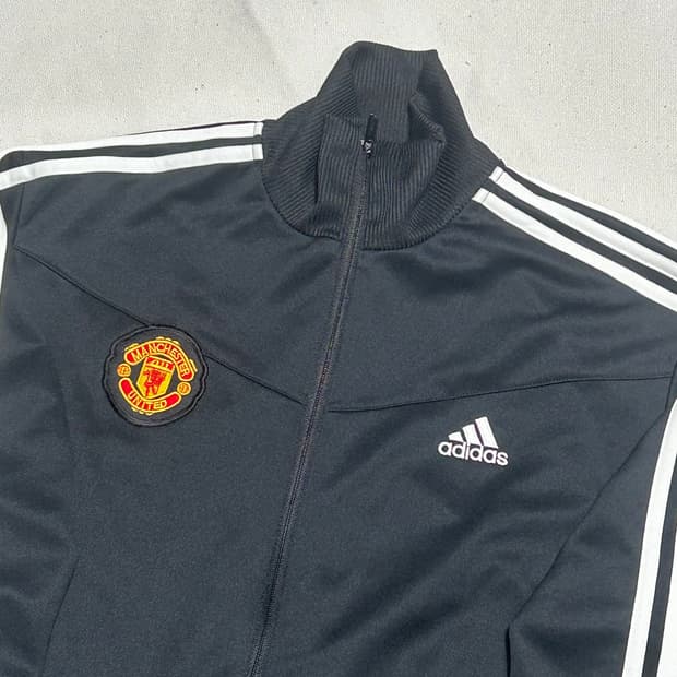 105 아디다스 맨유 트랙탑