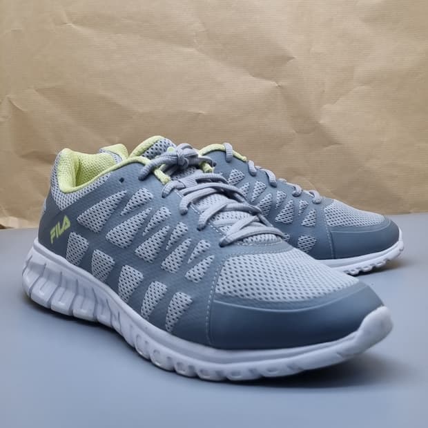 휠라 남성경량 운동화 270