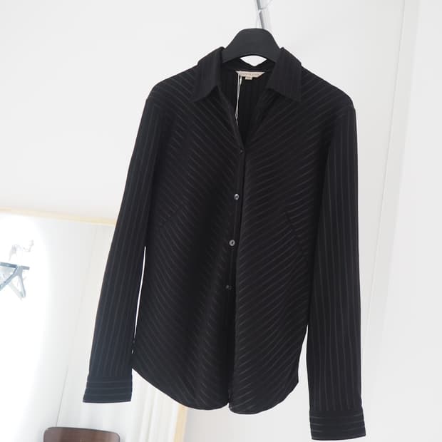 troix la paix open collar shirt