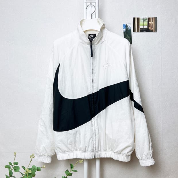 나이키 빅스우시 우븐 바람막이 L 