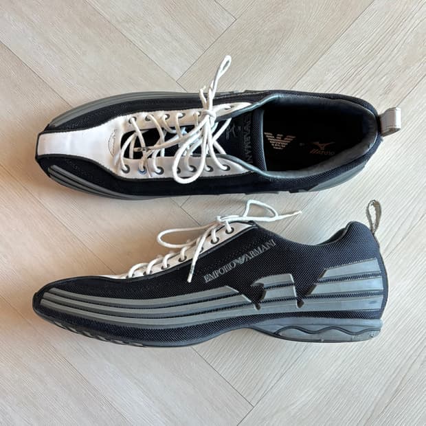엠포리오 아르마니 미즈노 스니커즈 2007