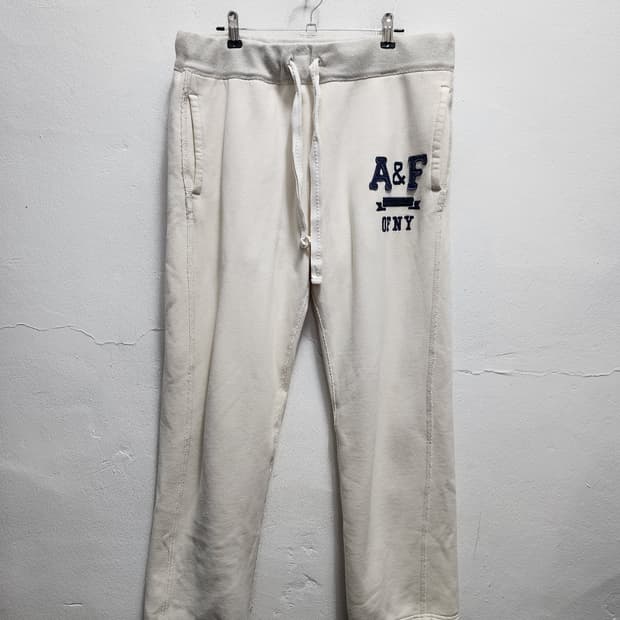 아베크롬비 아이보리 기모 스웻팬츠 