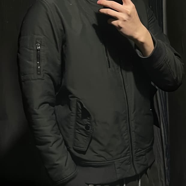 타미힐피거 카키 멀티포켓 암포켓 패디드 밀리터리 항공점퍼 마원 MA1 S