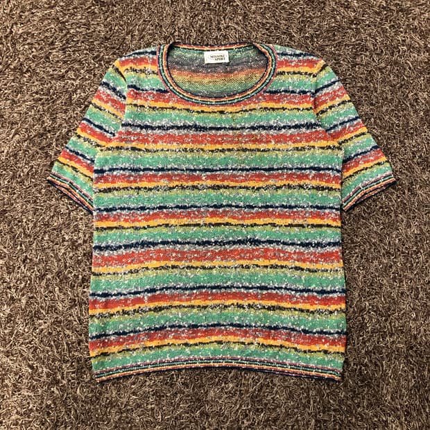미쏘니 멀티컬러 스트라이프 패턴 니트 반팔 티셔츠