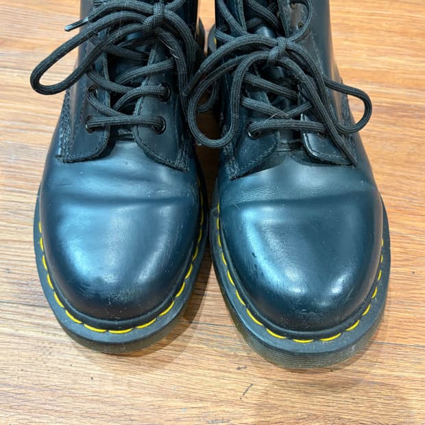 Dr. martens 1460 8홀
