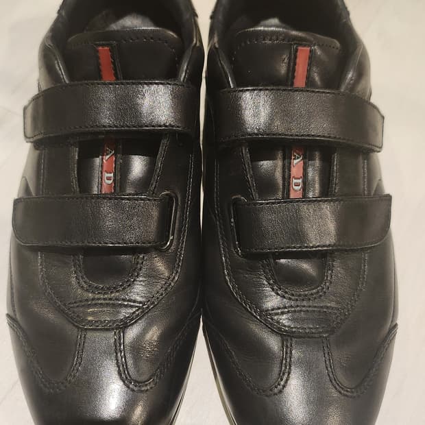 프라다 블랙 벨크로 스니커즈 36.5