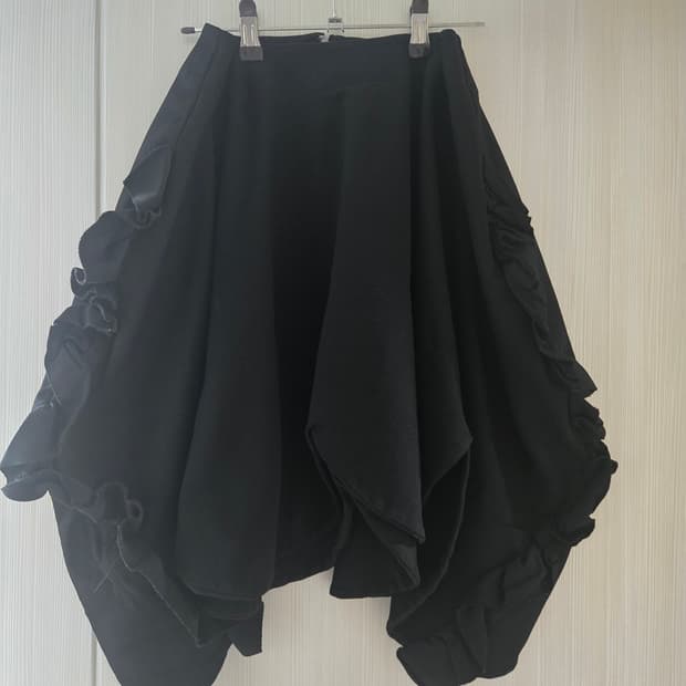 꼼데가르송 사이드 프릴 폴리 스커트