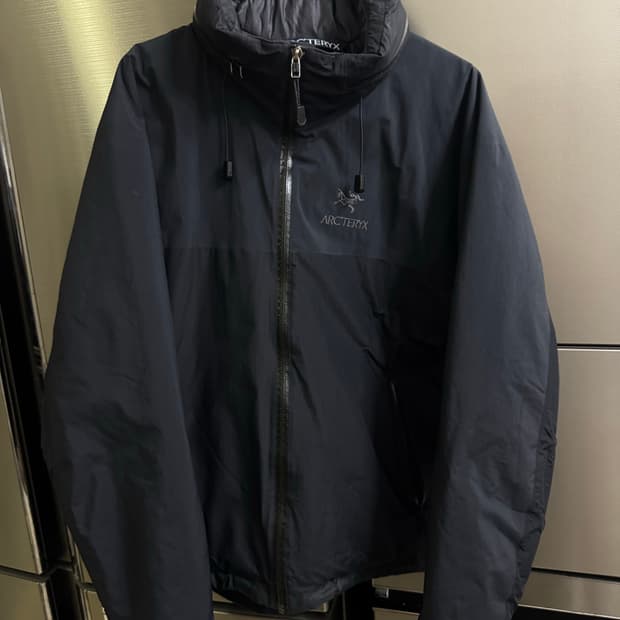 아크테릭션 피션 fission ar 캐나다