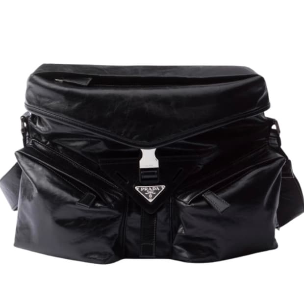 prada 25ss 2VD062 레더 숄더백 구합니다