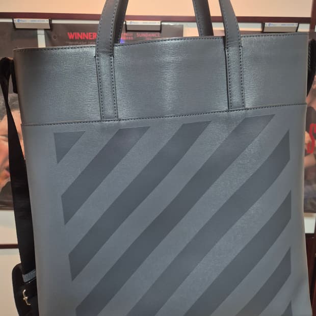 오프화이트 다이애거널 토트백