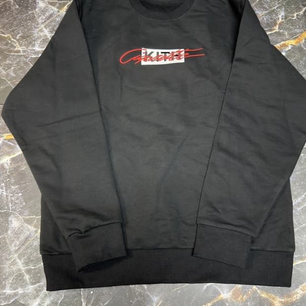 키스 x 시가렛 레이싱 레전드 넬슨 크루넥 블랙