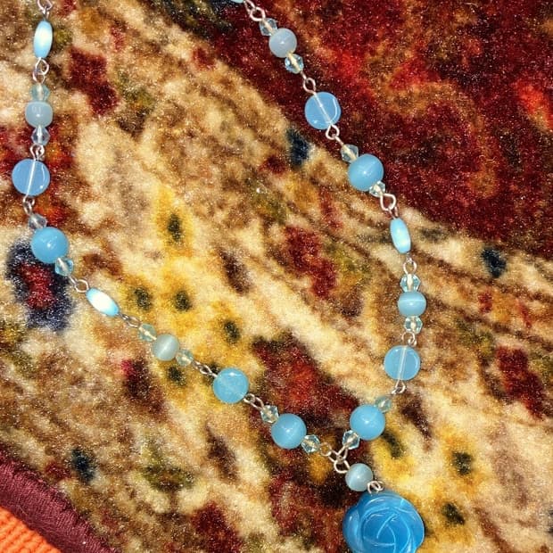 blue rose necklace
