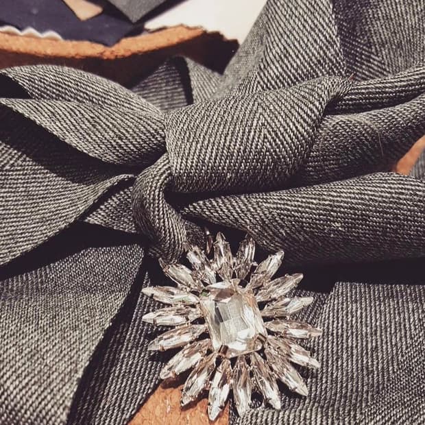 크리스탈 초커 "미착용 상품"