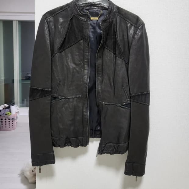 (새제품)버건디/블랙/퍼플컬러 이태리산 배지터블 양가죽 자켓55-66 