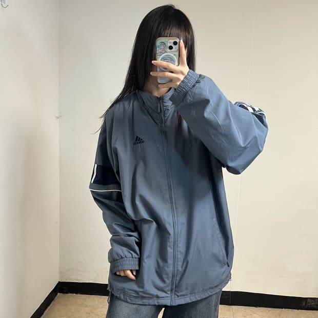Adidas 2000s Grey Windbreaker