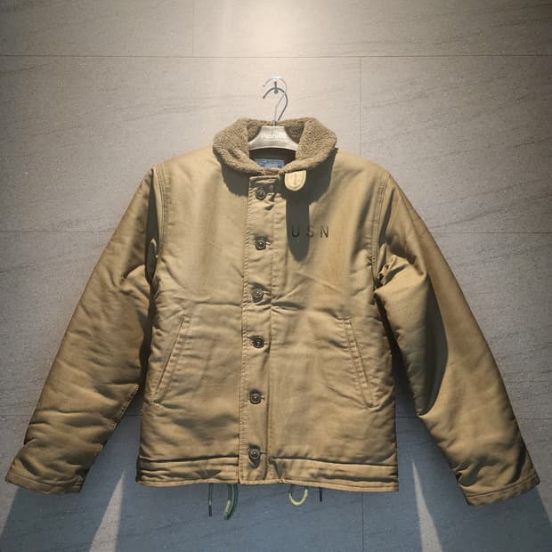 브론슨 n-1 덱자켓