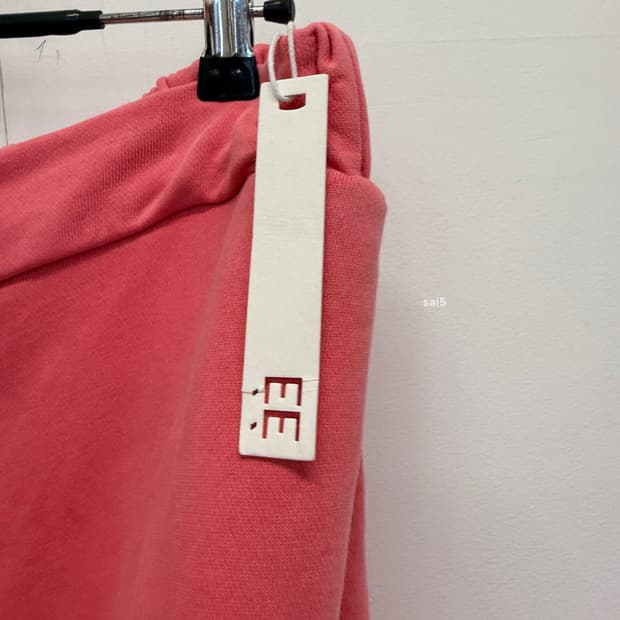  새상품 누마레 ee 트레이닝 와이드팬츠 