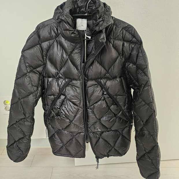 로아 ROA 라이트 다운 자켓 M 사이즈