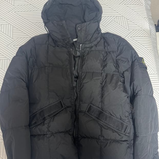 [S]스톤아일랜드 크링클랩스 논다운 패딩