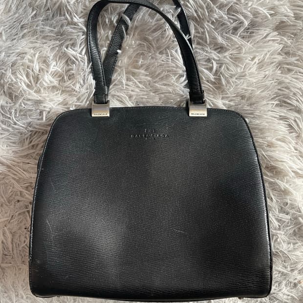 발렌시아가 블랙 빈티지 가죽 핸드백