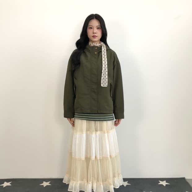 'GU' Olive Green Hooded Short Jacket