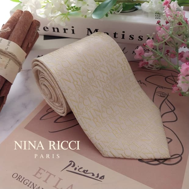 니나리치 실크 아이보리 로고 자수 넥타이 9.1cm A+등급 K1442
