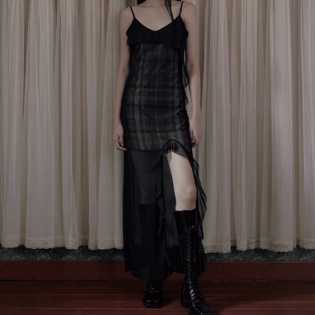 보헤미안서울 CHECK RUFFLE MAXI DRESS