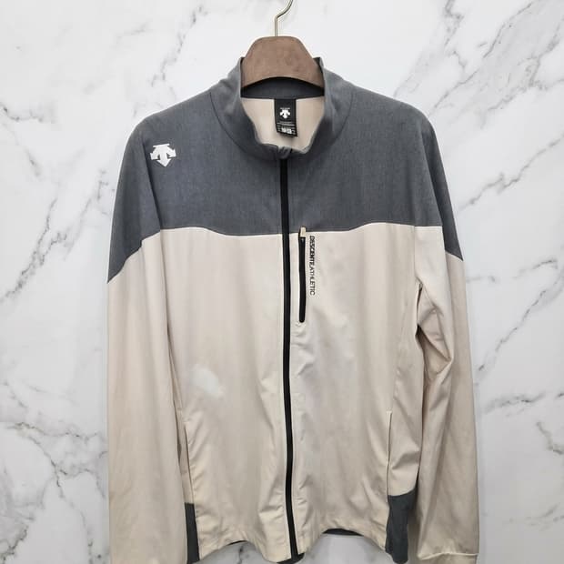 105,XL)) DESCENTE 데상트 바람막이 점퍼! 디자인 깔끔해요~