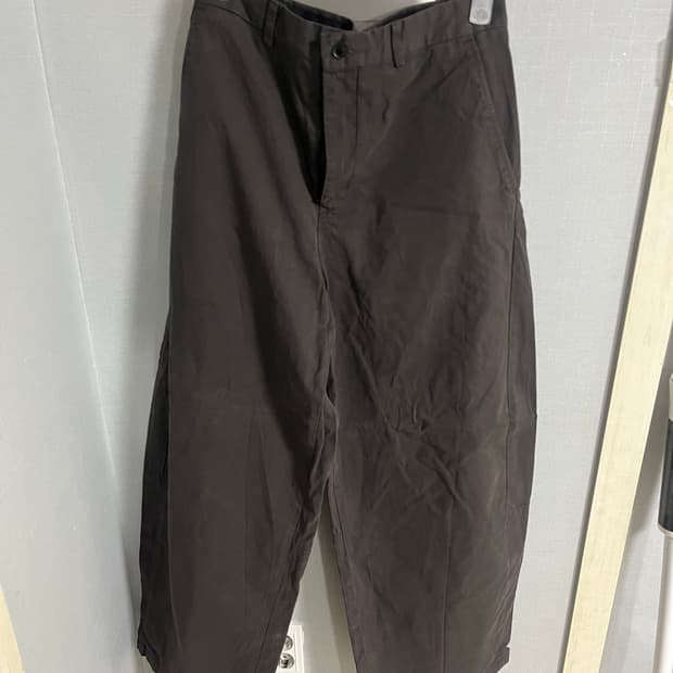 해칭룸 와이드 커브 트라우져 차콜 3