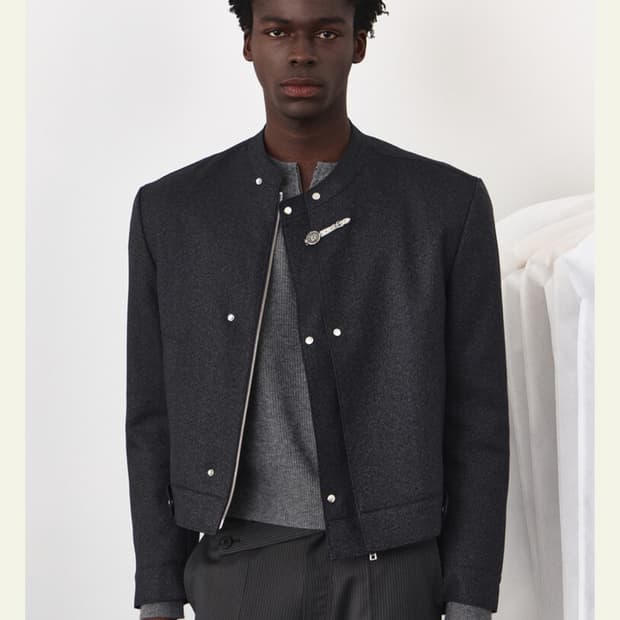 웨이비니스 26ss 레이서 자켓 차콜블랙