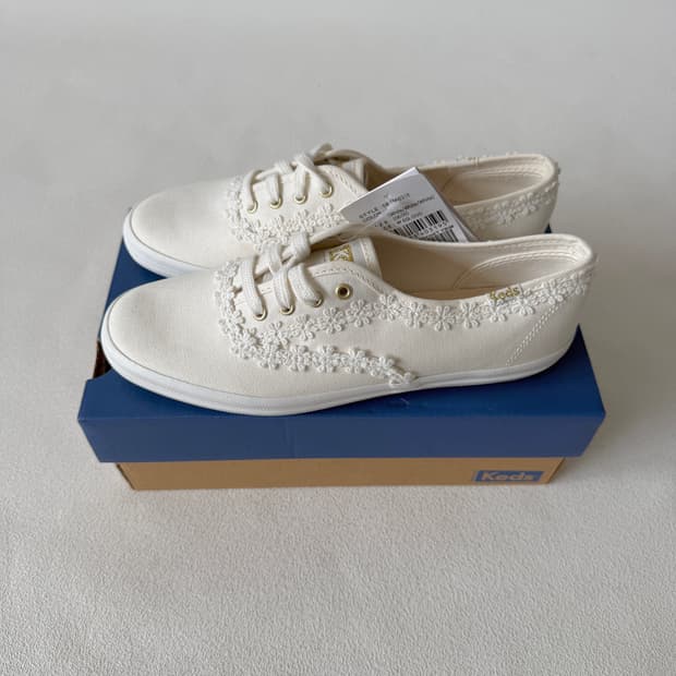 [230]케즈(Keds) 플랫 슈즈(풀박, 새제품)