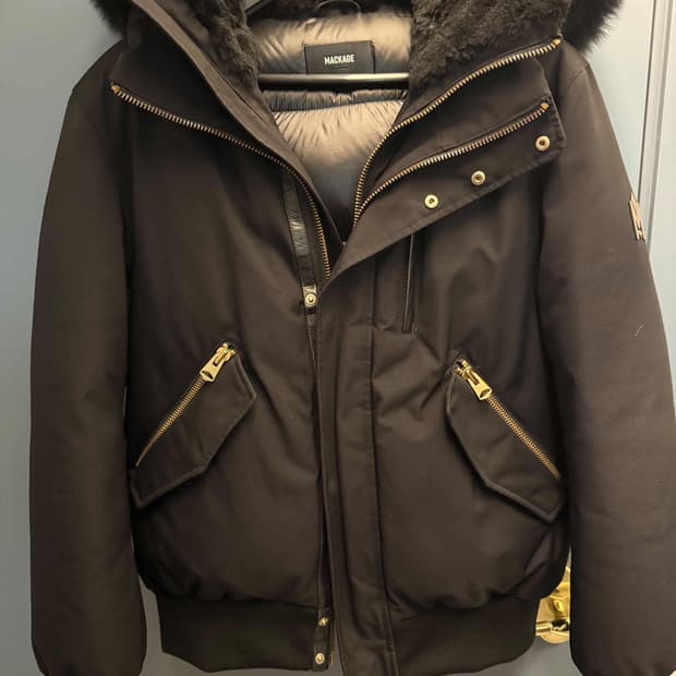 맥케이지 딕슨 블랙 금장 패딩 40