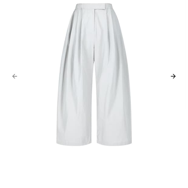 아모멘토 Three Tuck Banding Pants 슬랙스